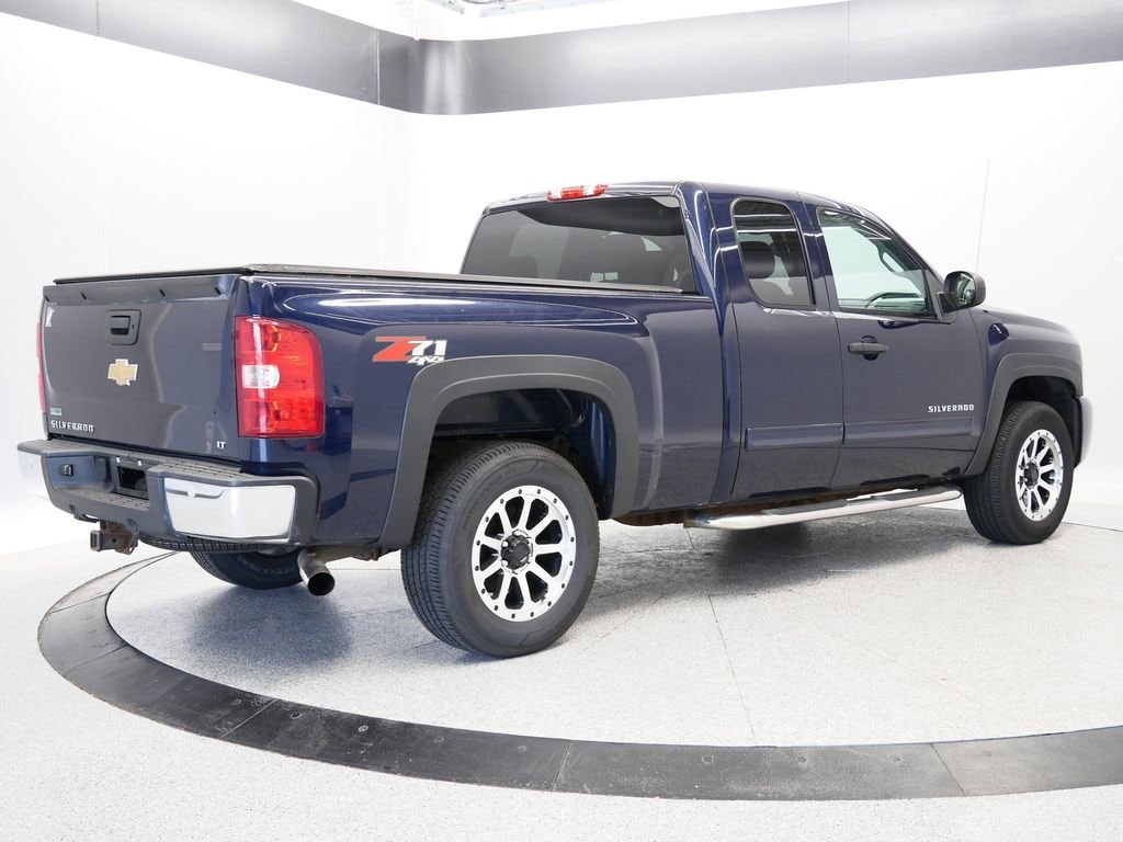 Thumbnail: 2011 Chevrolet Silverado 1500 - 6