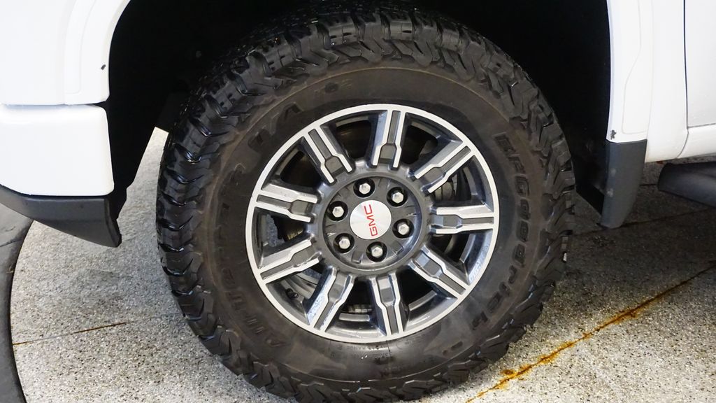 Thumbnail: 2024 GMC Sierra 1500 - 16