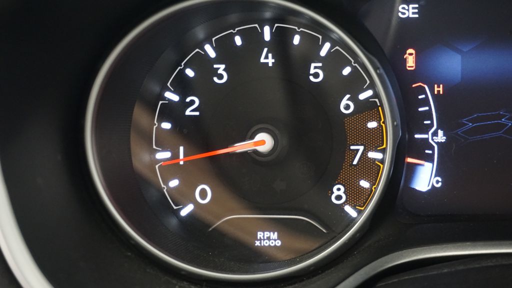 Thumbnail: 2018 Jeep Compass - 45