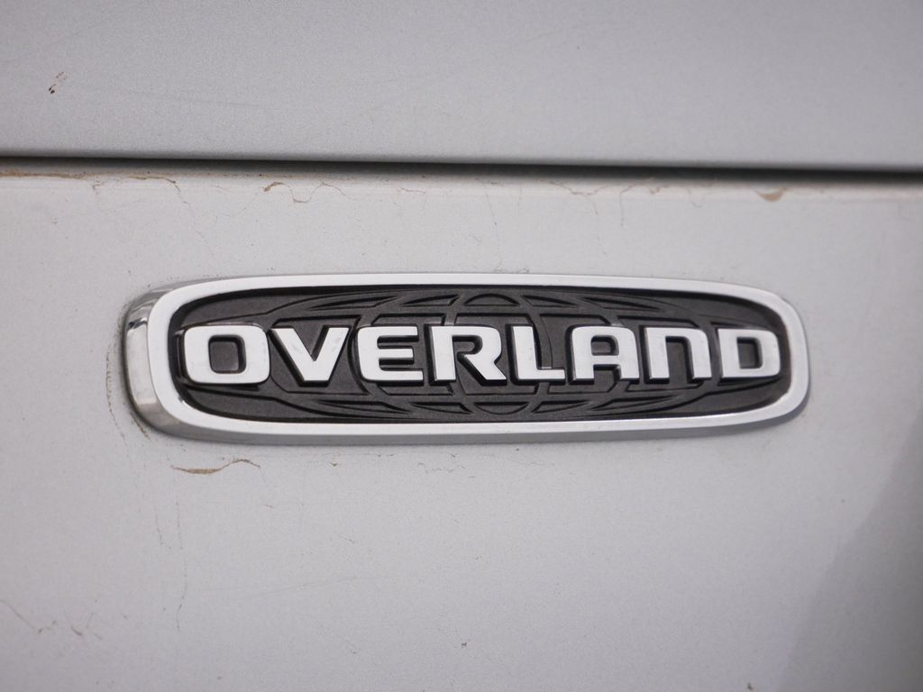 Thumbnail: 2024 Jeep Grand Cherokee L - 20