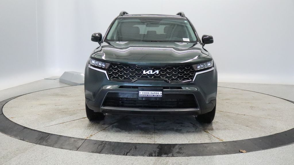 Thumbnail: 2023 Kia Sorento - 11