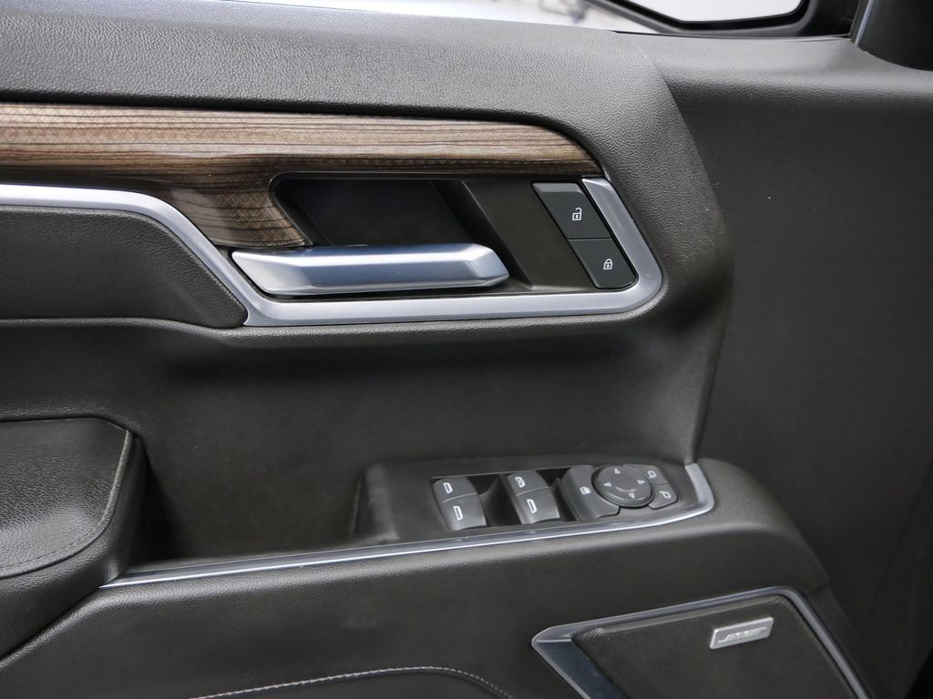 Thumbnail: 2022 Chevrolet Silverado 1500 - 6