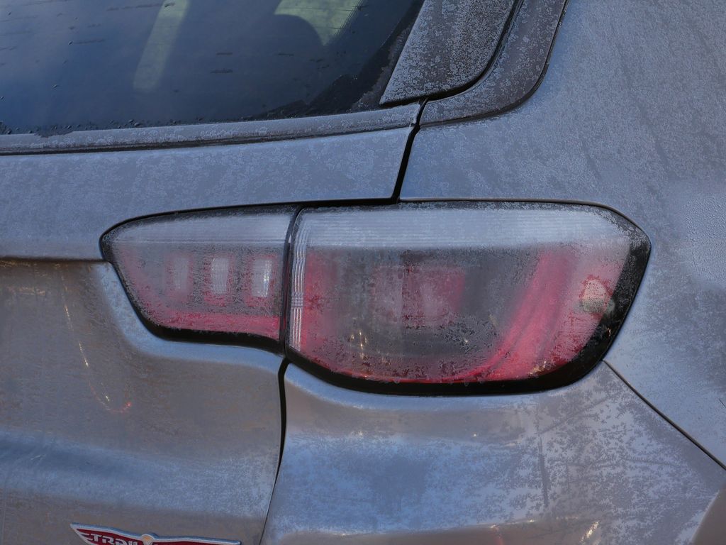 Thumbnail: 2020 Jeep Compass - 19