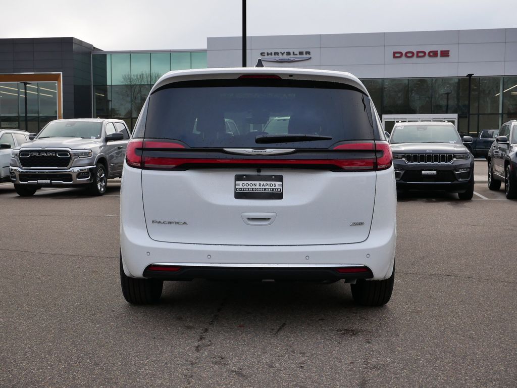 Thumbnail: 2026 Chrysler Pacifica - 45