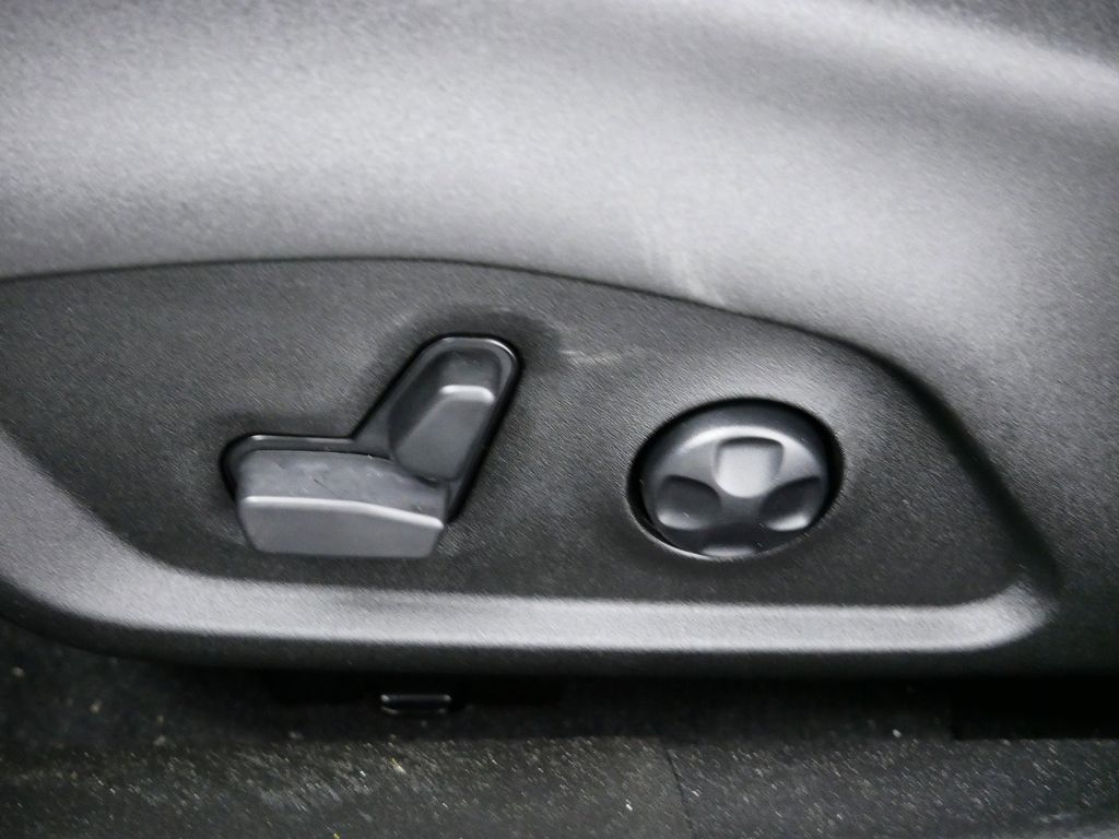 Thumbnail: 2024 Dodge Hornet - 40