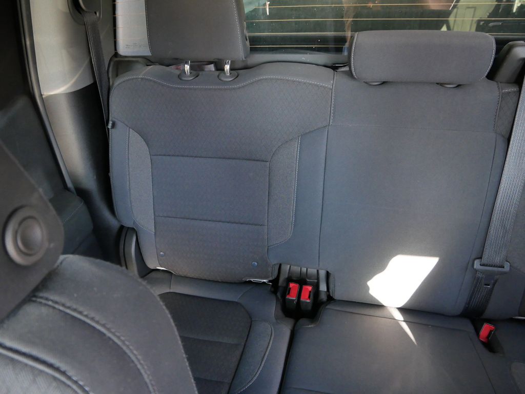 Thumbnail: 2019 Chevrolet Silverado 1500 - 16