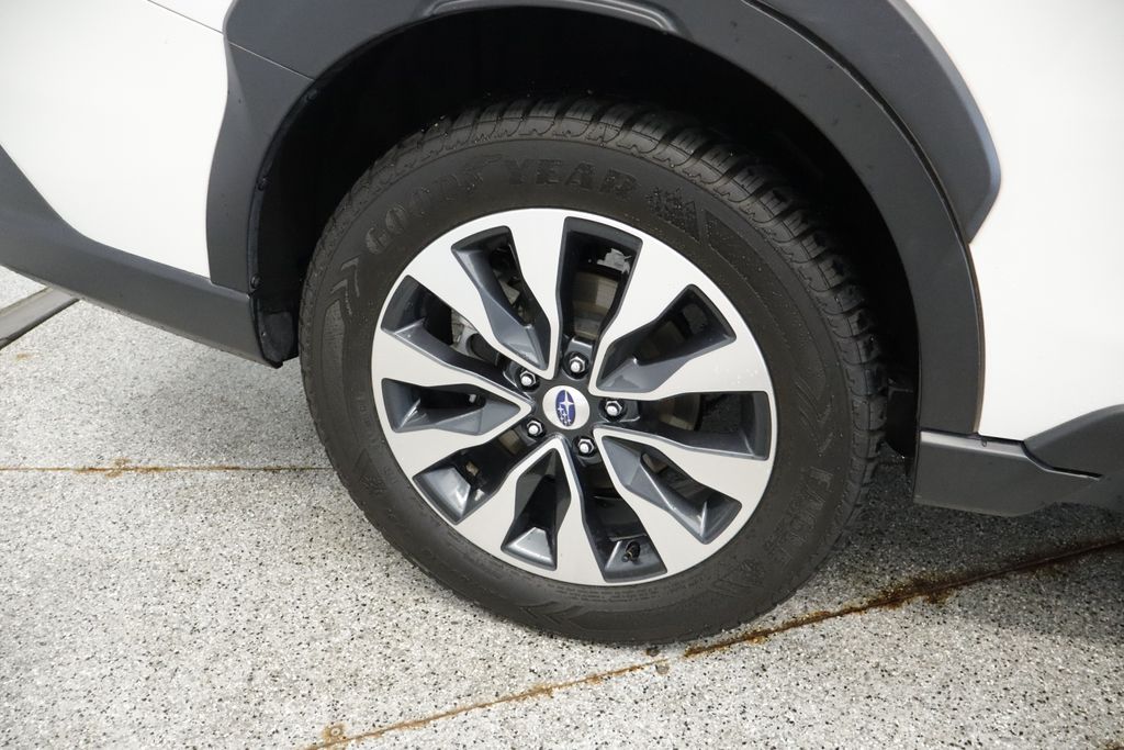 Thumbnail: 2024 Subaru Outback - 17