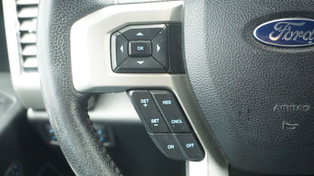 Thumbnail: 2015 Ford F-150 - 38