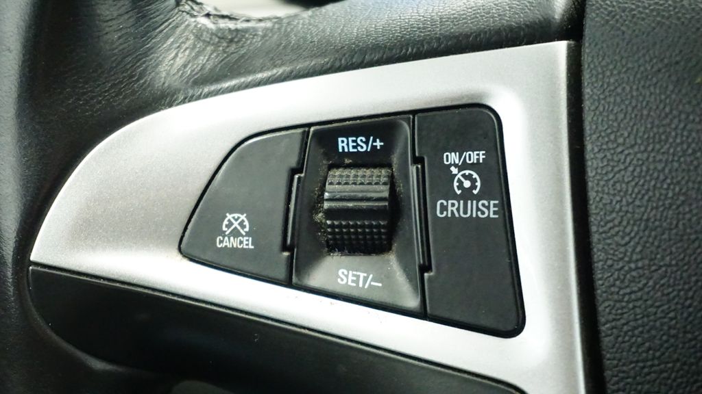 Thumbnail: 2016 Chevrolet Equinox - 32