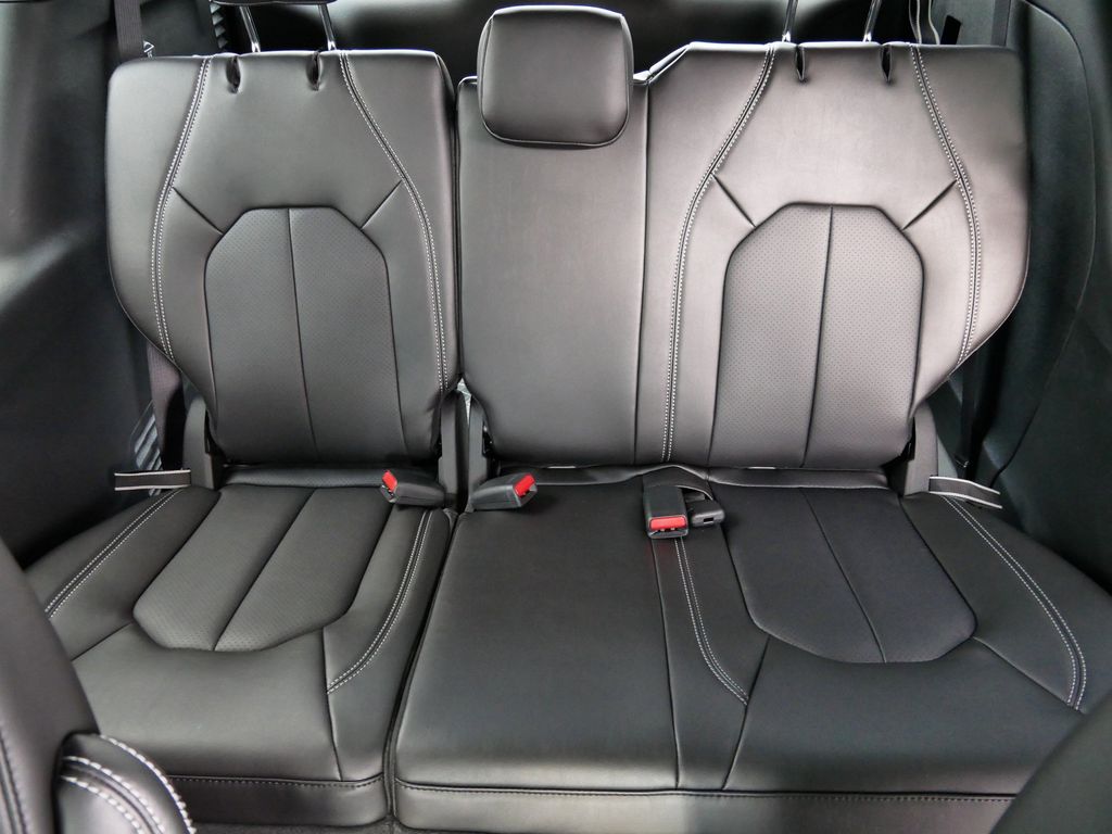 Thumbnail: 2026 Chrysler Pacifica - 16