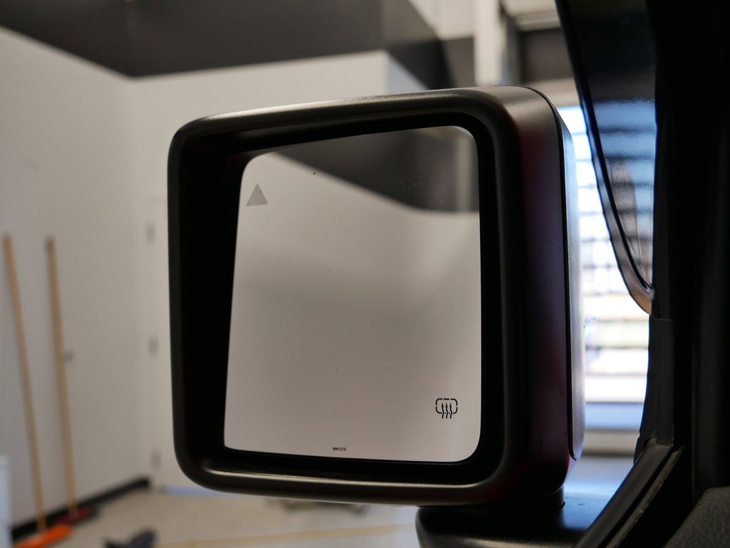 Thumbnail: 2020 Jeep Gladiator - 23