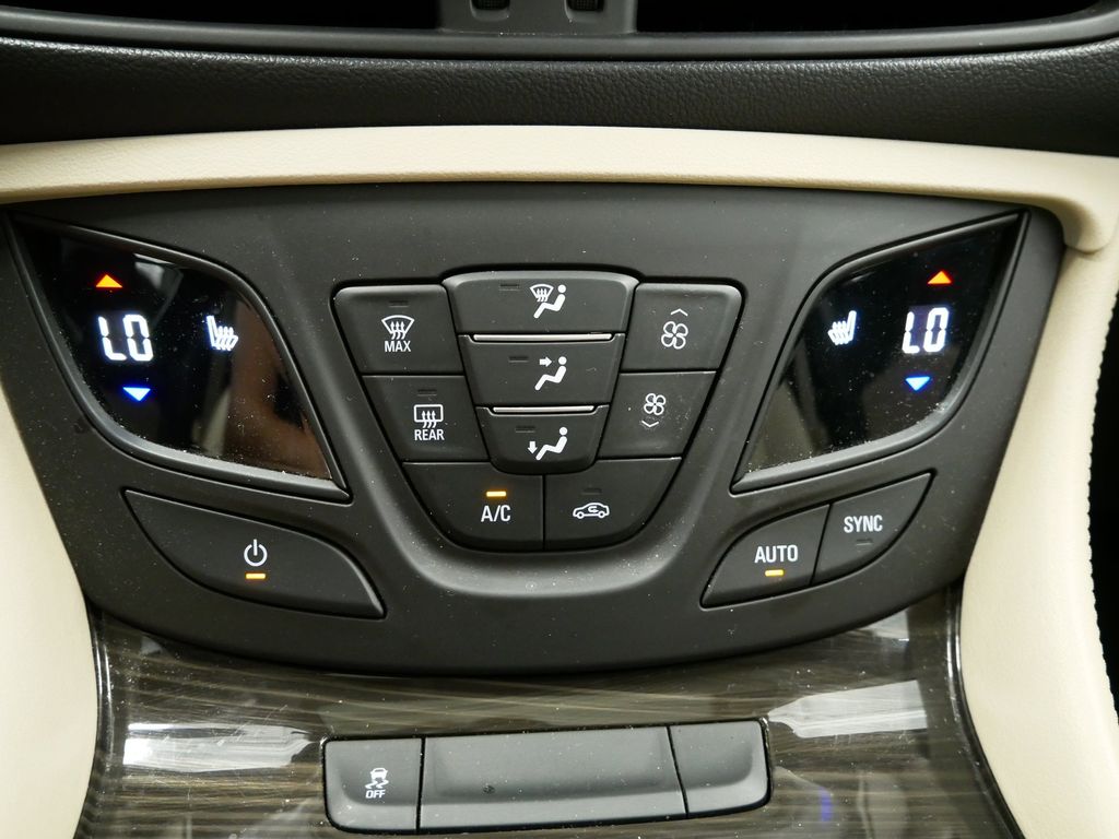 Thumbnail: 2019 Buick Envision - 30