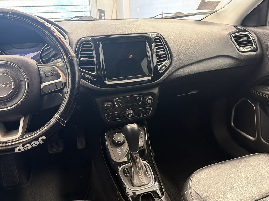 Thumbnail: 2018 Jeep Compass - 20