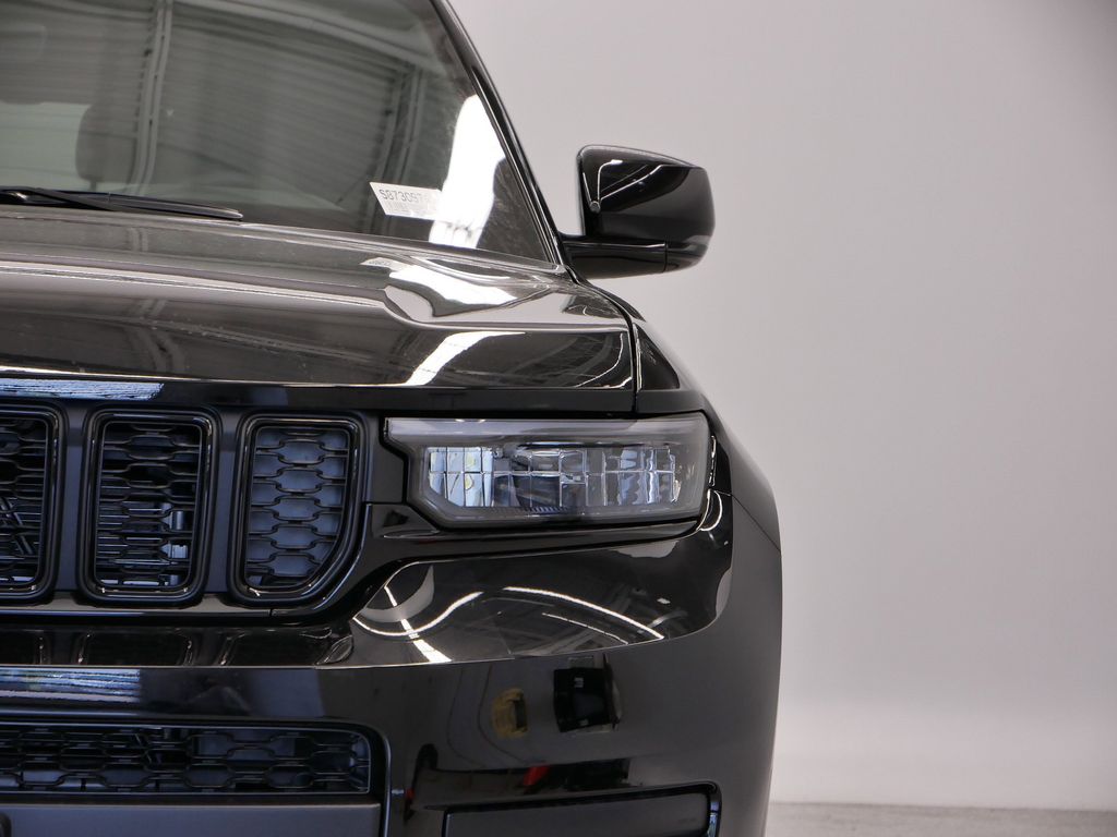 Thumbnail: 2025 Jeep Grand Cherokee L - 51