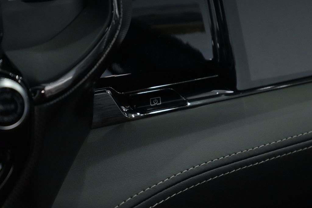 Thumbnail: 2026 RAM 1500 - 33