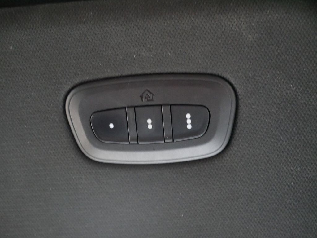 Thumbnail: 2021 RAM 1500 - 41