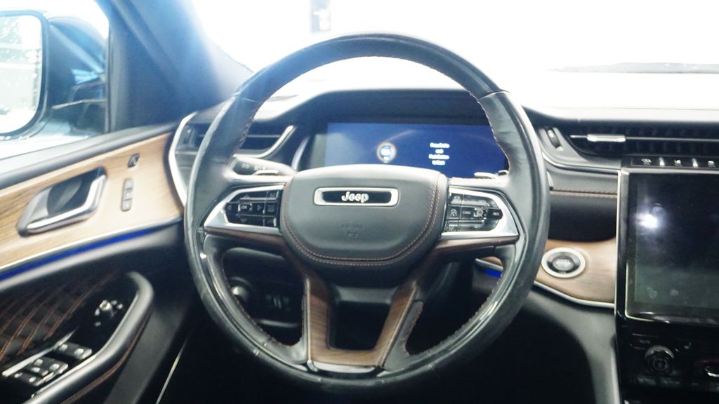 Thumbnail: 2022 Jeep Grand Cherokee - 20