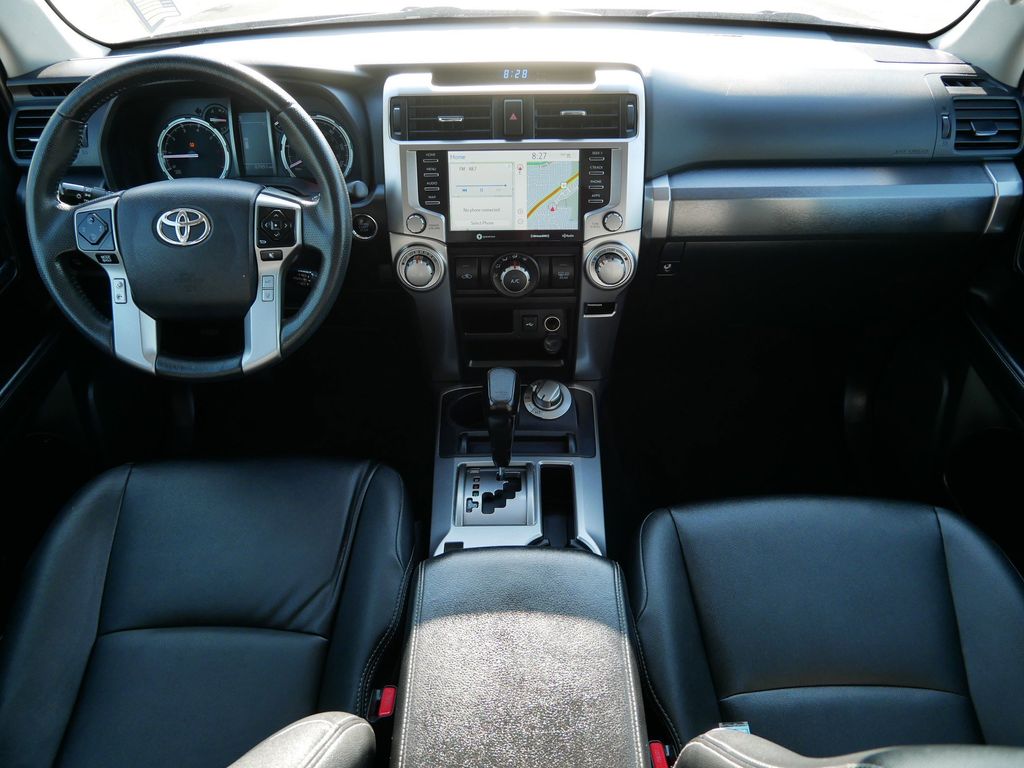 Thumbnail: 2022 Toyota 4Runner - 9