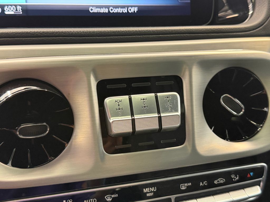 Thumbnail: 2021 Mercedes-Benz G-Class - 30