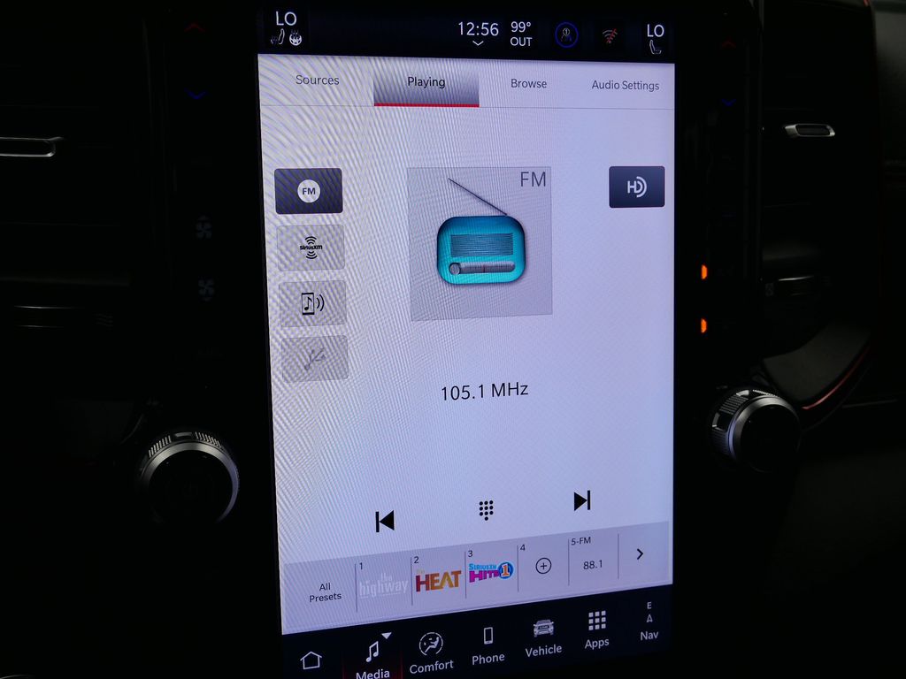 Thumbnail: 2026 RAM 1500 - 32