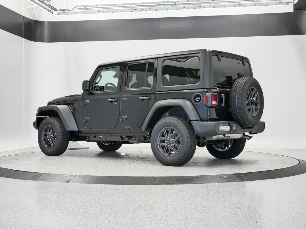 Thumbnail: 2026 Jeep Wrangler - 41