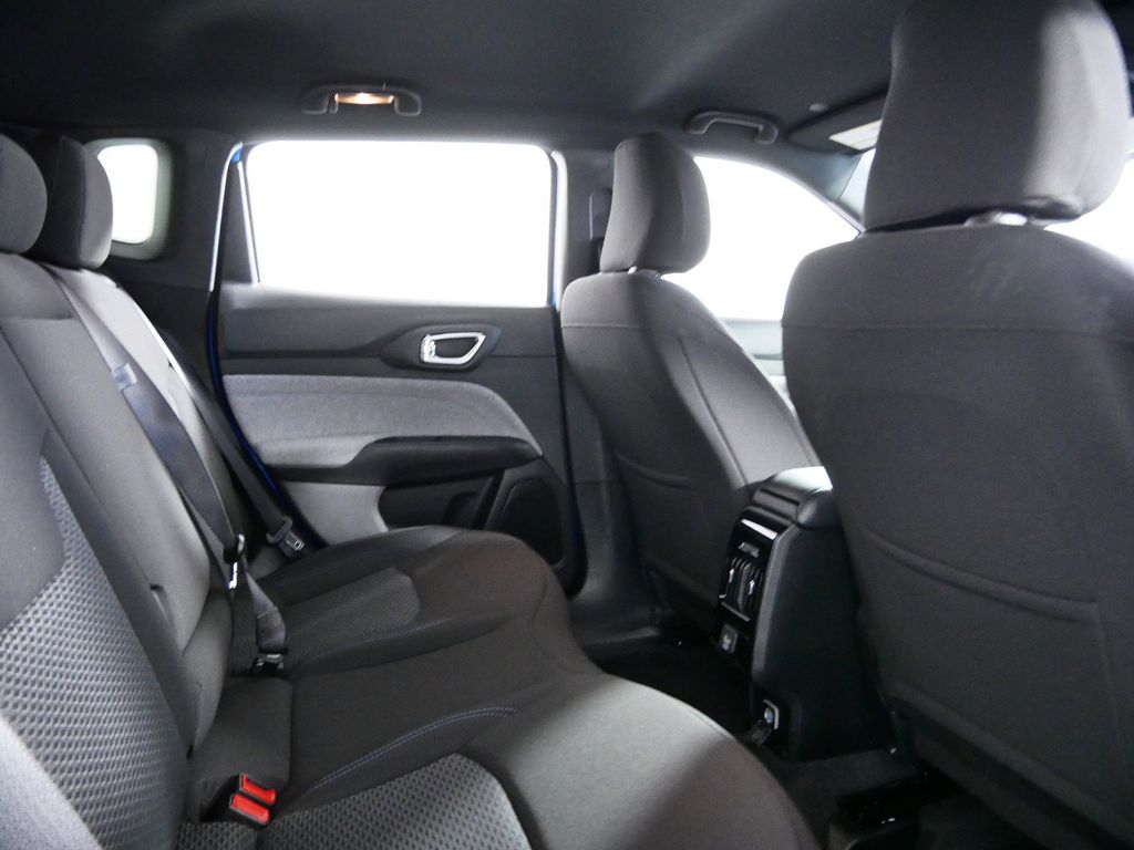 Thumbnail: 2024 Jeep Compass - 22