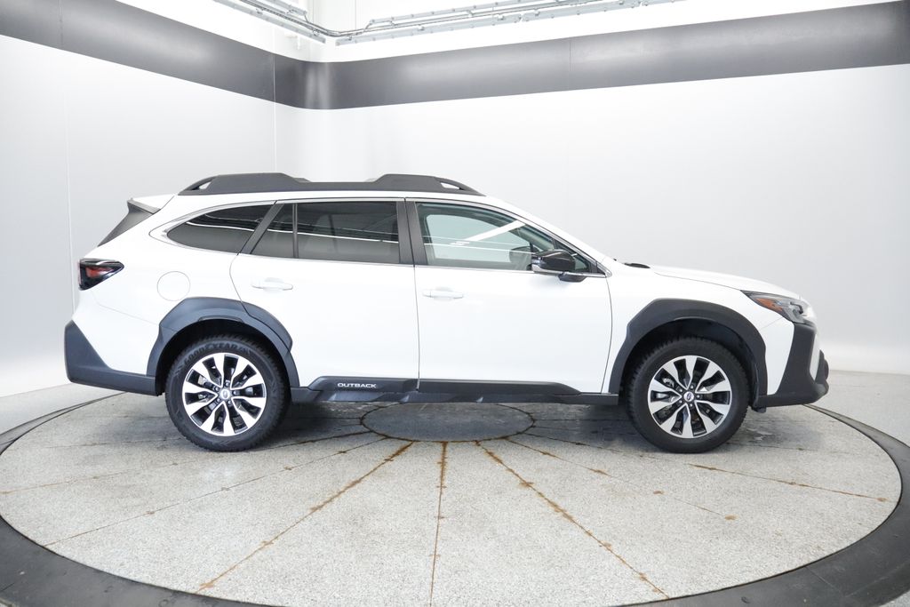 Thumbnail: 2024 Subaru Outback - 8