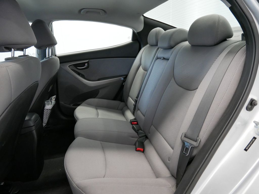 Thumbnail: 2013 Hyundai Elantra - 22