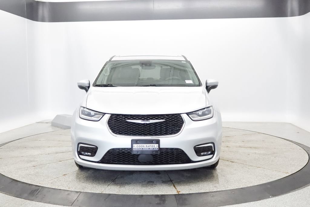 Thumbnail: 2023 Chrysler Pacifica - 11