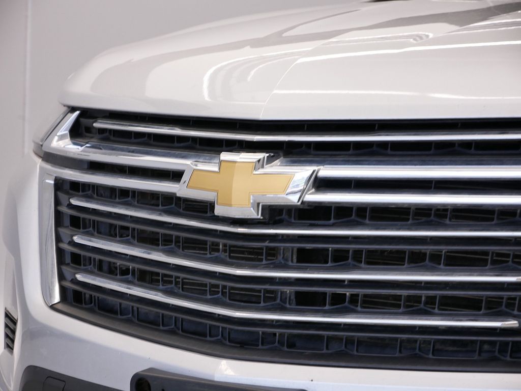 Thumbnail: 2022 Chevrolet Traverse - 14