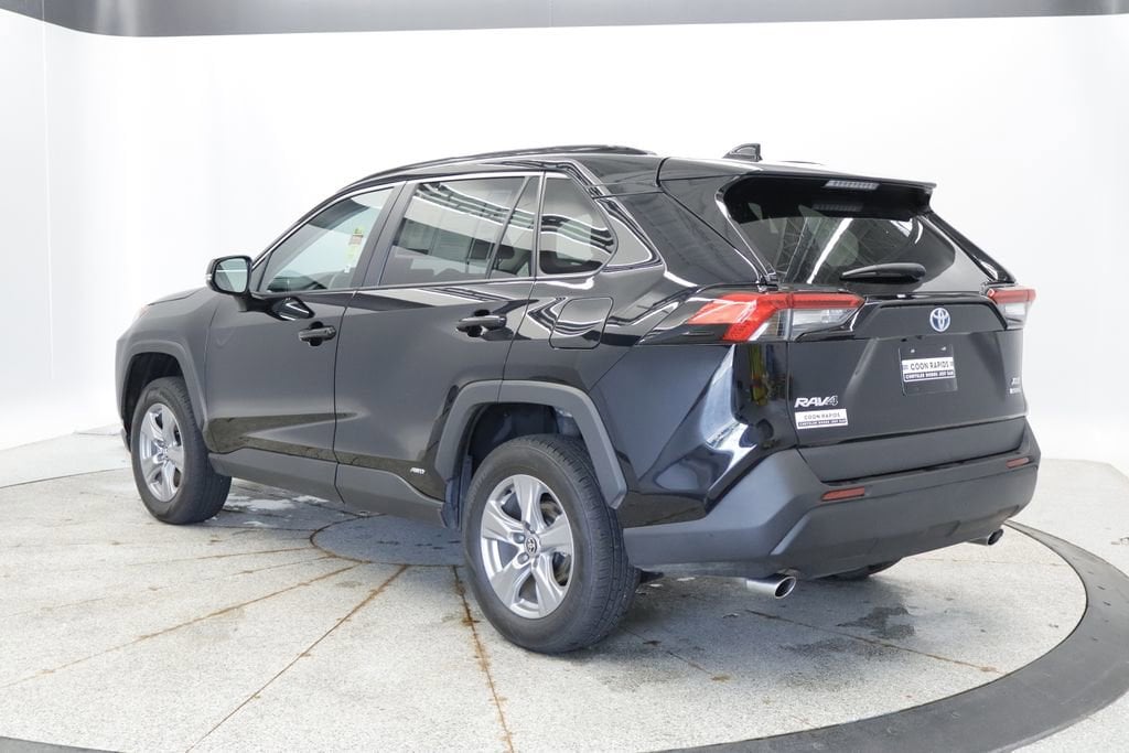 Thumbnail: 2023 Toyota RAV4 - 3
