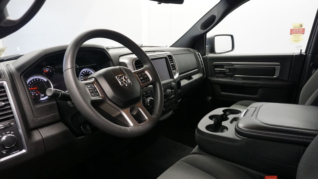 Thumbnail: 2021 RAM 1500 Classic - 26