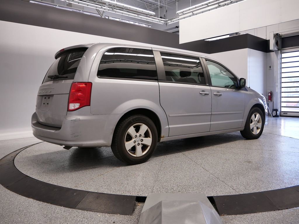 Thumbnail: 2013 Dodge Grand Caravan - 18