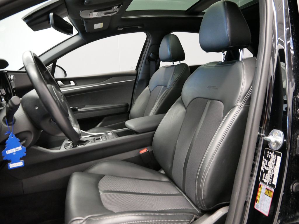 Thumbnail: 2023 Kia K5 - 24