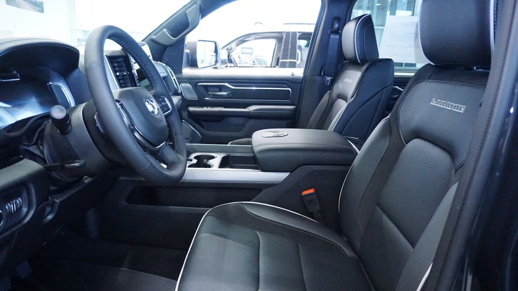 Thumbnail: 2026 RAM 1500 - 32