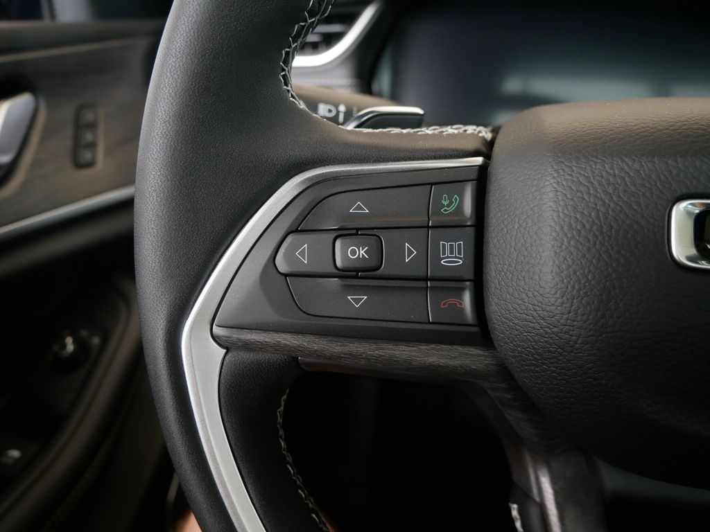 Thumbnail: 2025 Jeep Grand Cherokee - 48