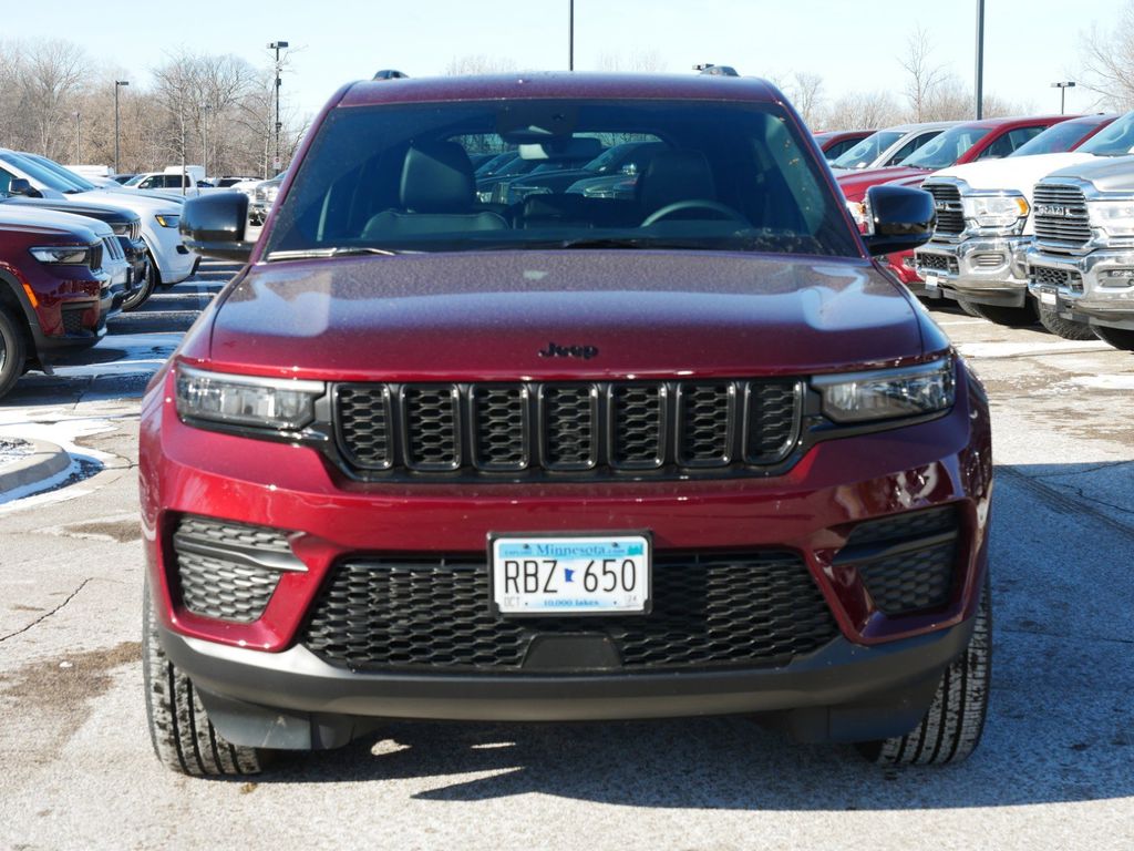 Thumbnail: 2024 Jeep Grand Cherokee - 4