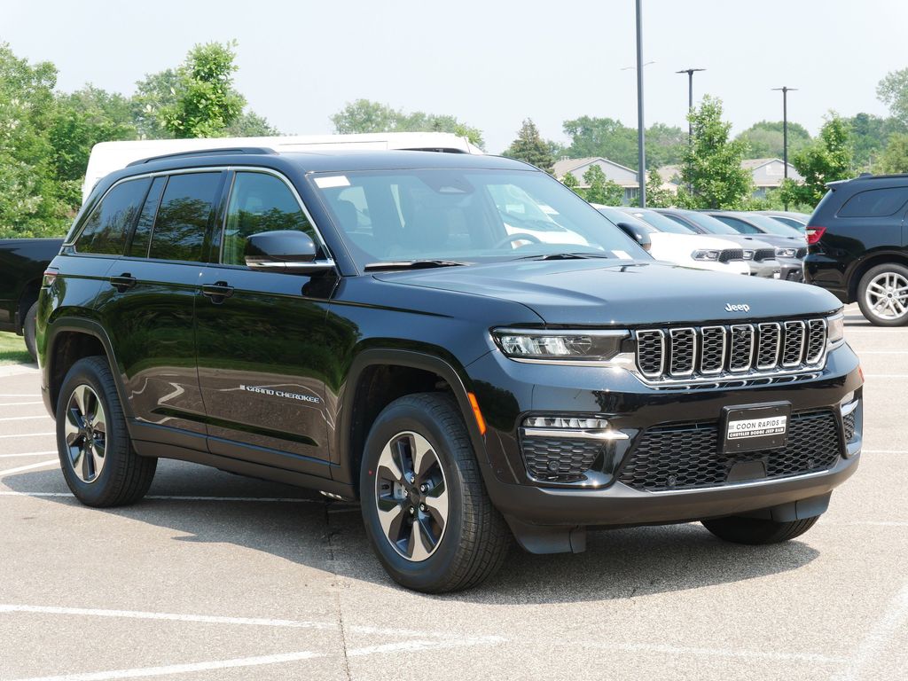 Thumbnail: 2025 Jeep Grand Cherokee - 2