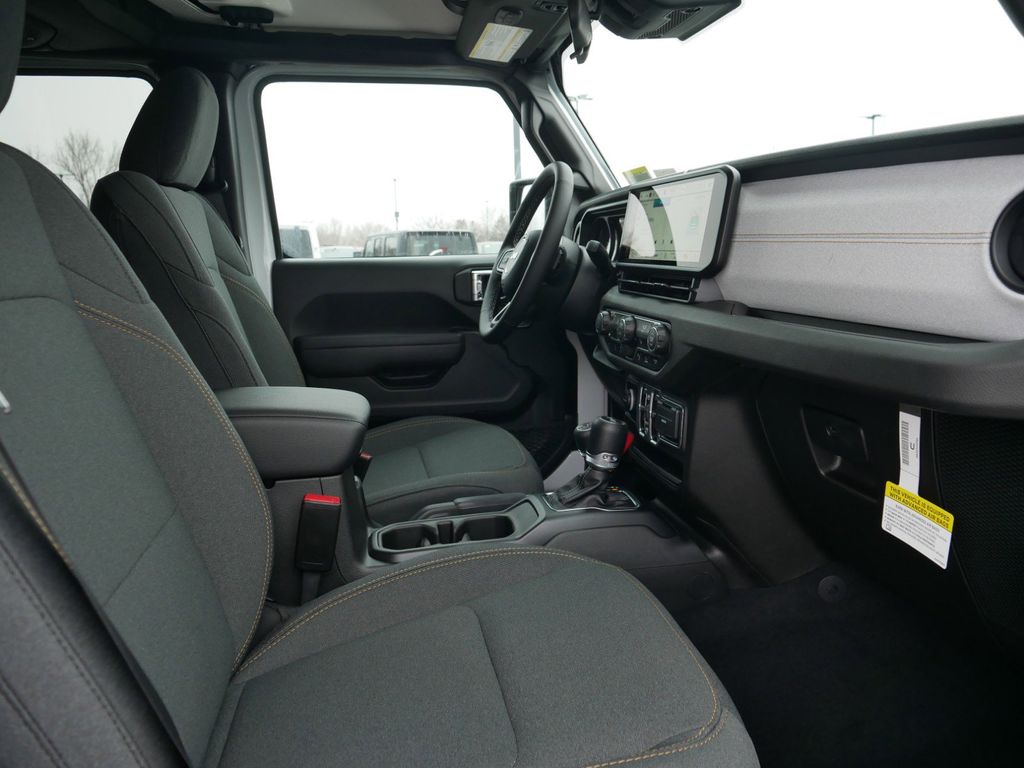 2025 Jeep Wrangler Sport S 20