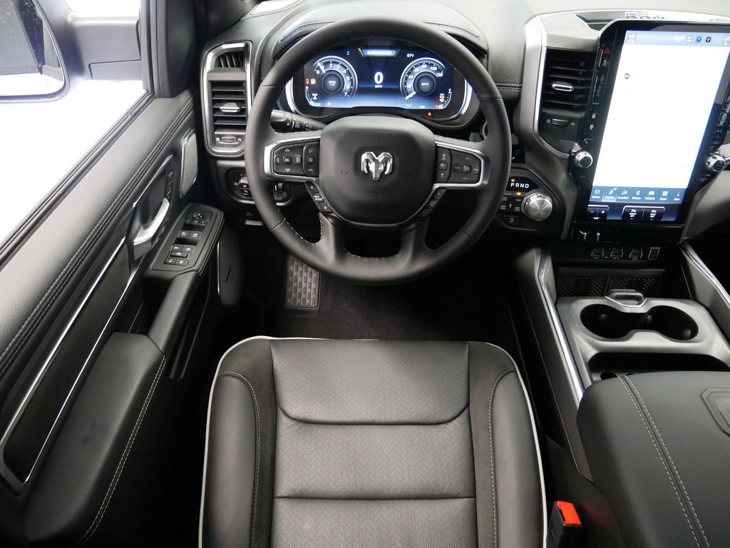 Thumbnail: 2026 RAM 1500 - 17