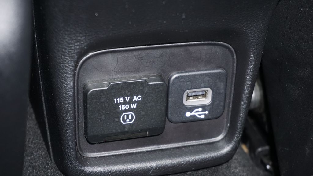 Thumbnail: 2018 Jeep Compass - 25