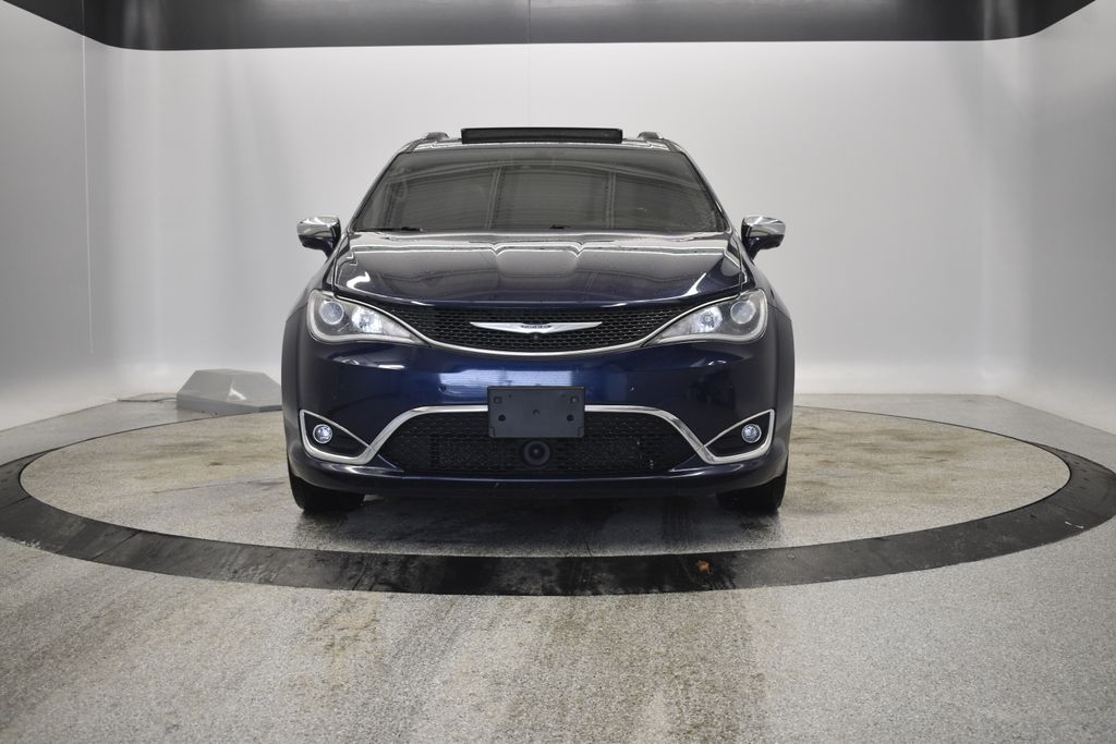 Thumbnail: 2017 Chrysler Pacifica - 14