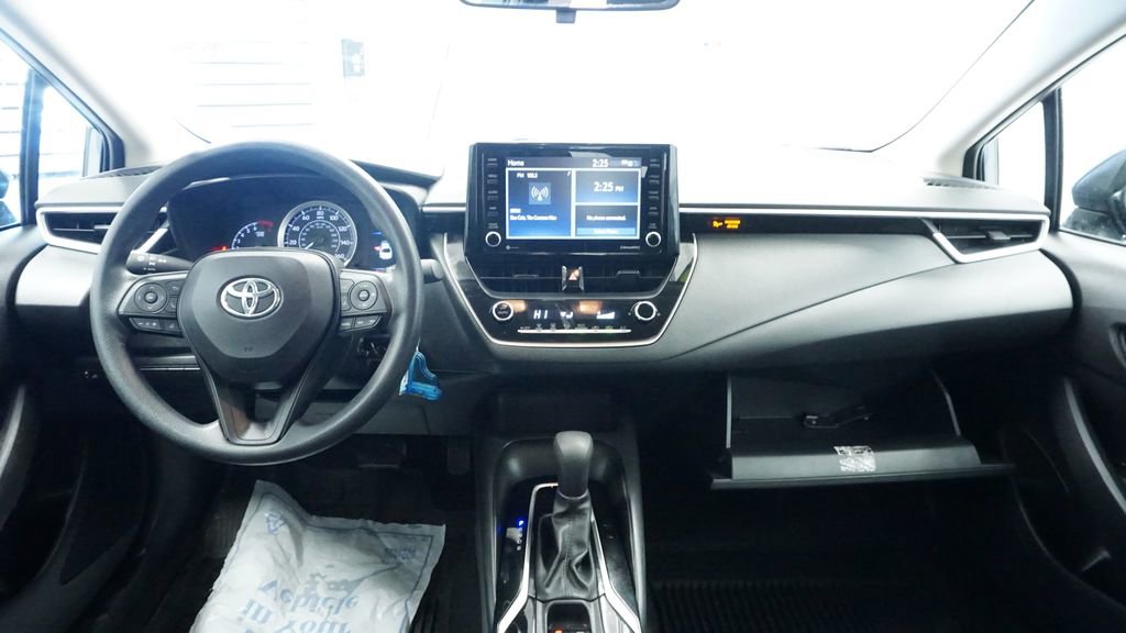 Thumbnail: 2022 Toyota Corolla - 21