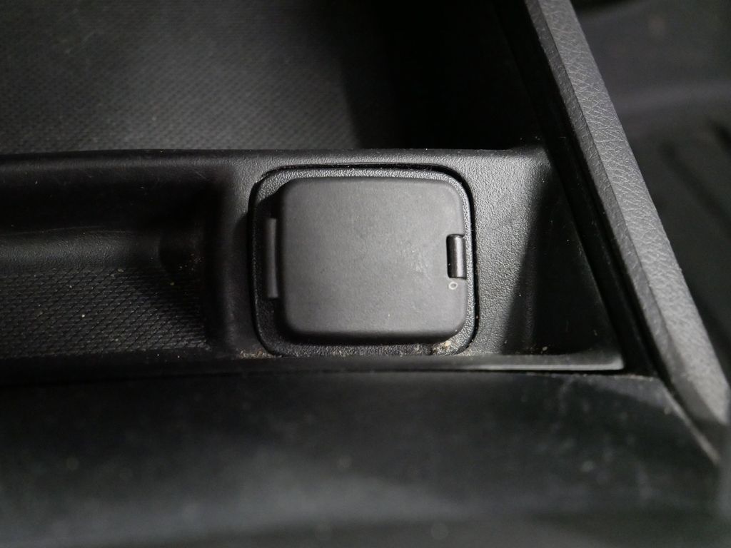 Thumbnail: 2014 Ford Fusion - 30