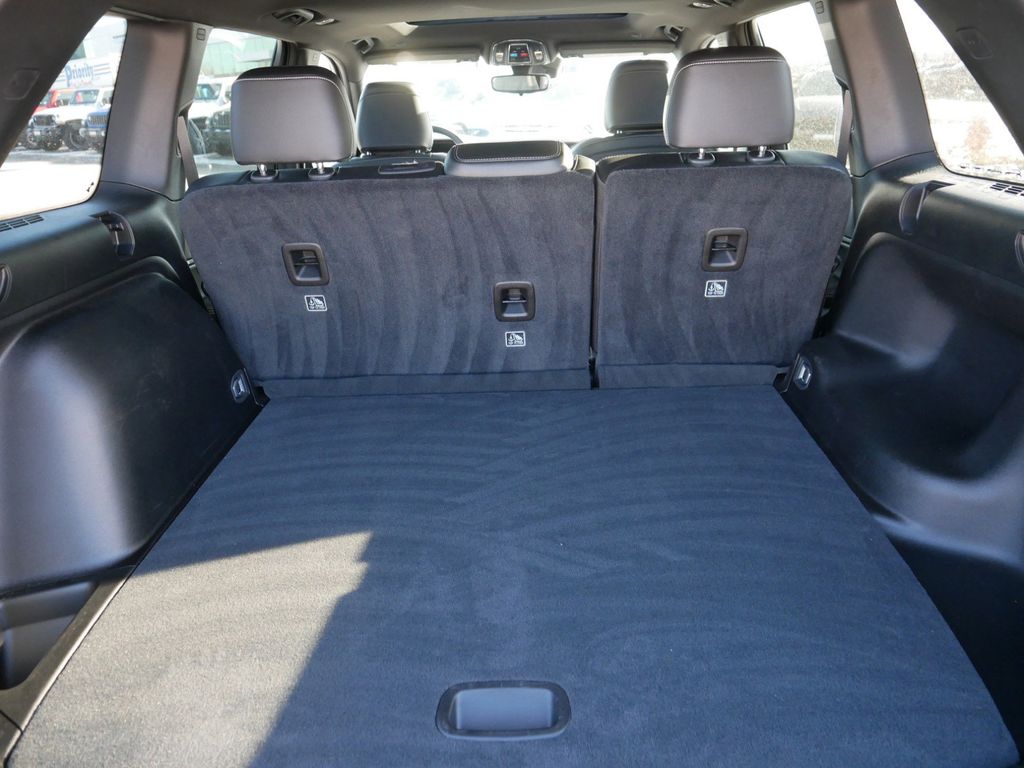 Thumbnail: 2024 Jeep Grand Cherokee - 28