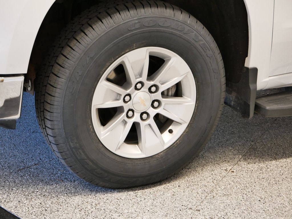 Thumbnail: 2023 Chevrolet Silverado 1500 - 42