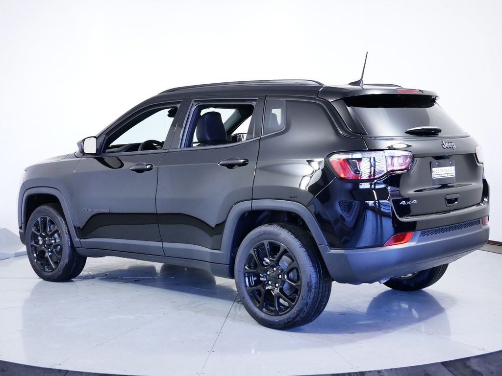 Thumbnail: 2024 Jeep Compass - 12