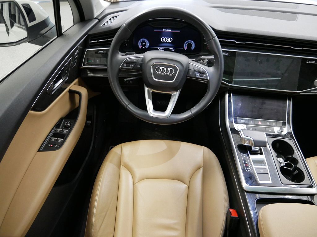 Thumbnail: 2020 Audi Q7 - 26