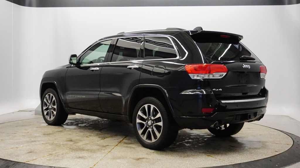 Thumbnail: 2017 Jeep Grand Cherokee - 3