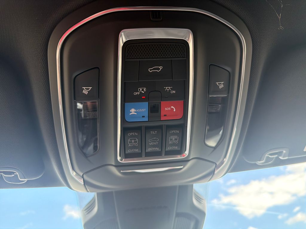 Thumbnail: 2026 Jeep Cherokee - 26